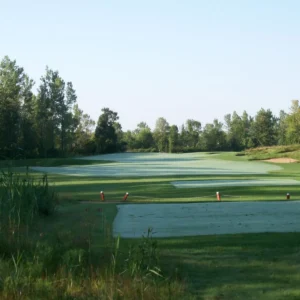 Diamond Hawk Golf Course & Pub in Buffalo