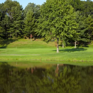 Silver Lake Country Club in Akron